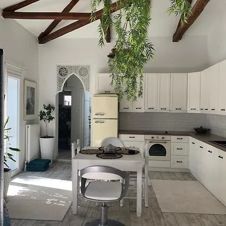 1922 Epoch Harmony Oikia Vilă *