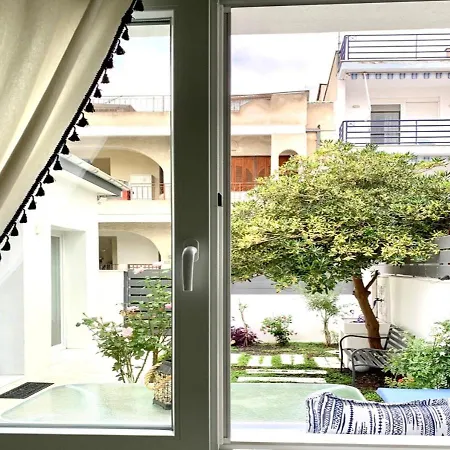 1922 Epoch Harmony Oikia *